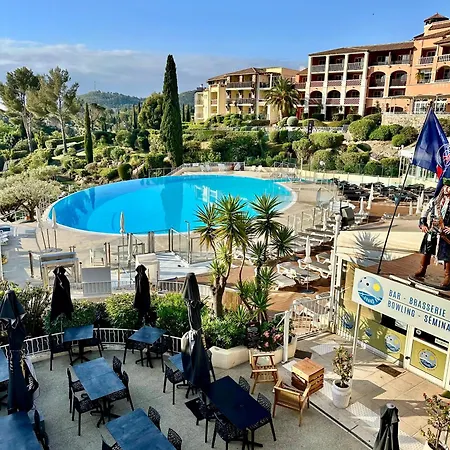 Classe Premium Cap Esterel Fh007 Jardin Privatif Clos Terrasse Vue Piscine Chauffee Climatisation Parking *